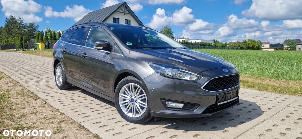 Ford Focus 1.0 EcoBoost STart-Stopp-System TITANIUM DESIGN - 2