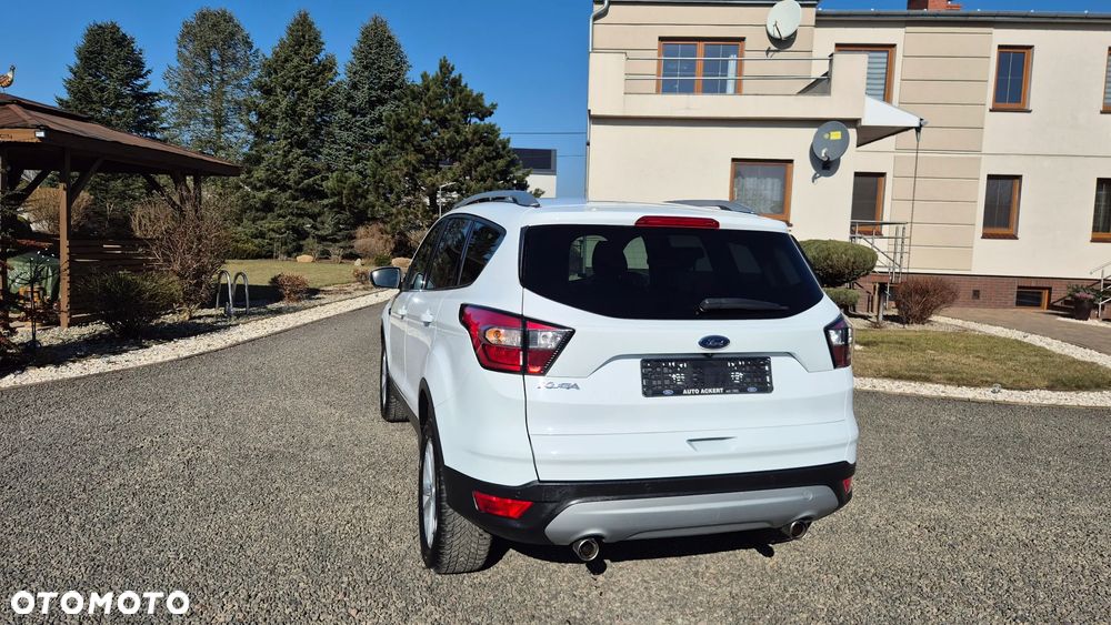 Ford Kuga 2.0 TDCi 4x2 Titanium - 6