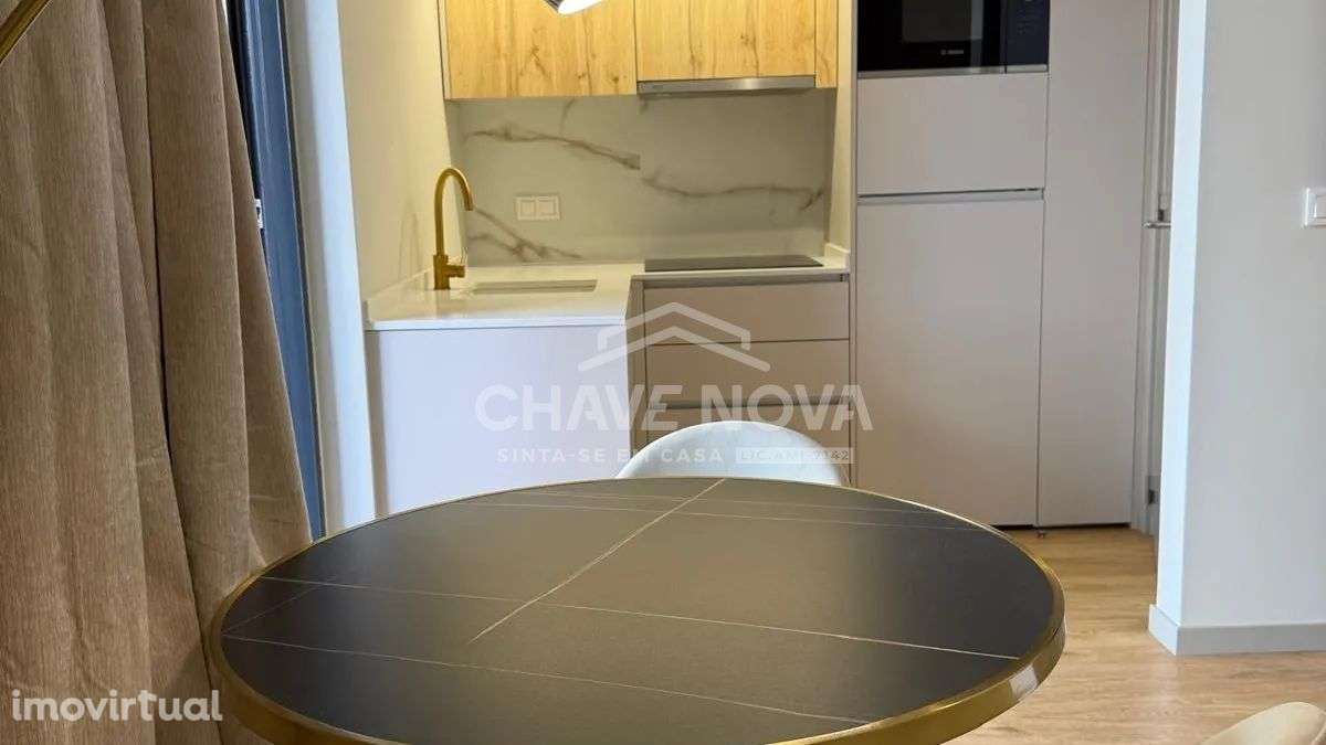 T0 Novo c/ Varanda e Garagem no Douro Tower – Santa Marinha, Gaia - Grande imagem: 2/14
