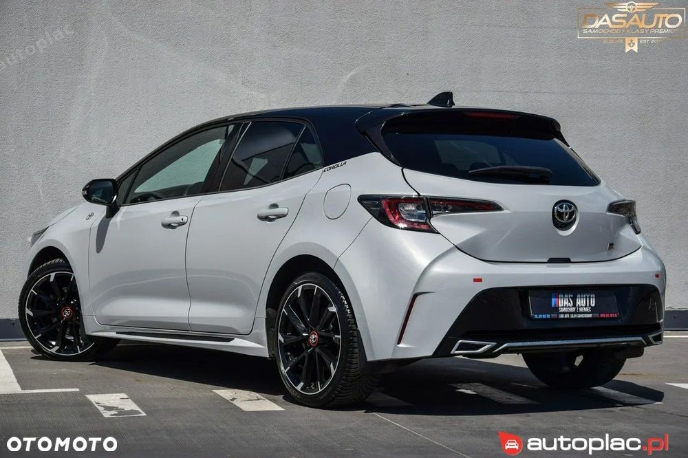 Toyota Corolla - 10