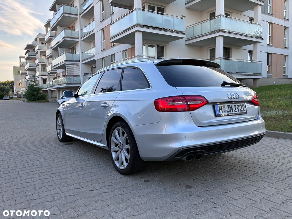 Audi A4 Avant 2.0 TDI DPF S line Sportpaket - 3