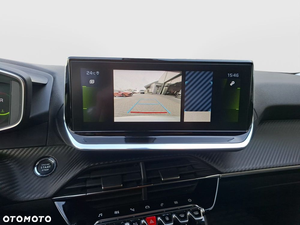 Peugeot 2008 1.2 PureTech Allure S&S EAT8 - 17