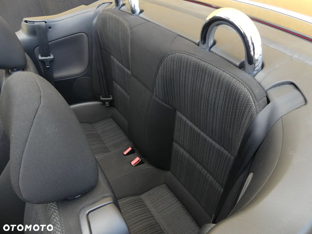 Peugeot 207 CC - 12