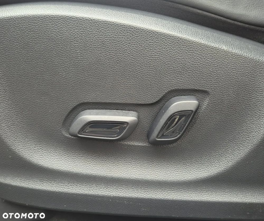 MG ZS 1.0 T-GDI Exclusive - 31