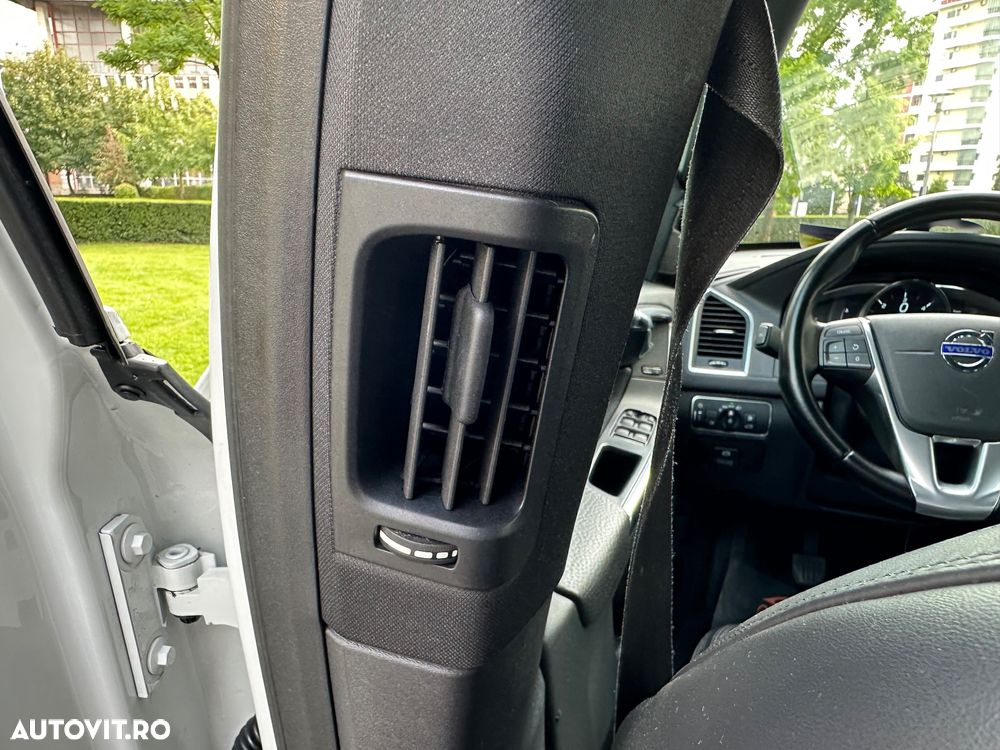 Volvo XC 60 - 33