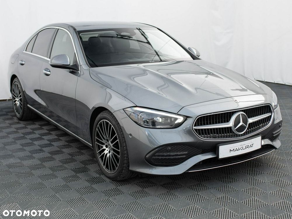 Mercedes-Benz C-Class 2024 photo 3