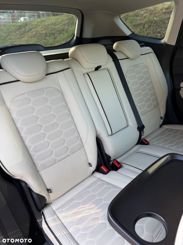 Ford Kuga 2.0 TDCi 4x4 Vignale - 18