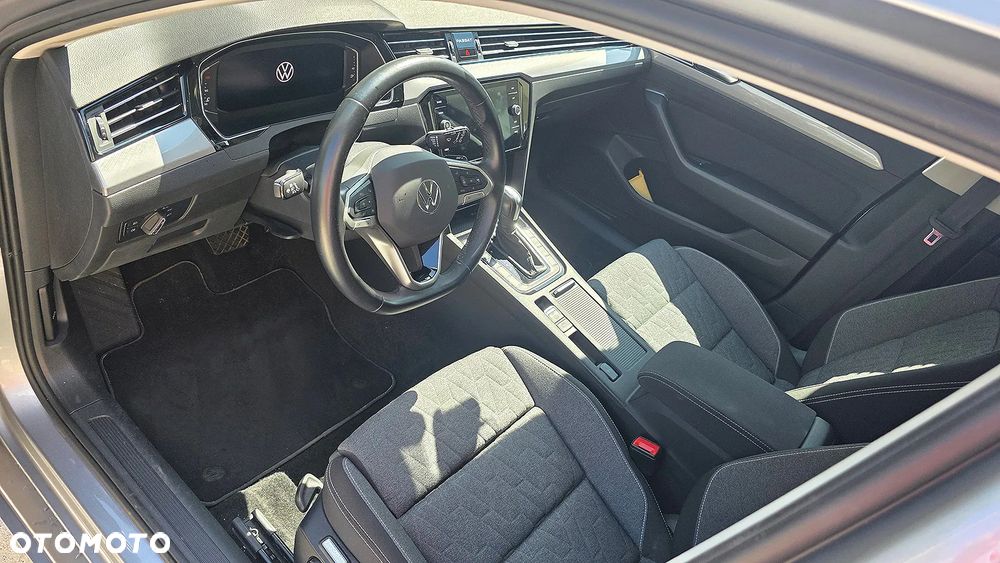Volkswagen Passat 1.5 TSI EVO Business DSG - 9