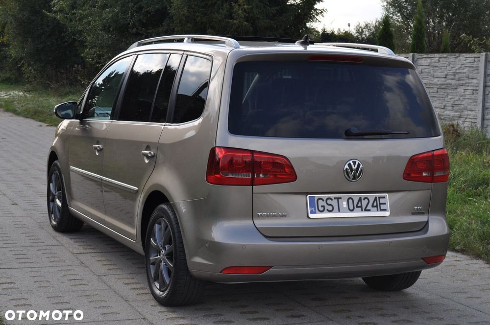 Volkswagen Touran - 3
