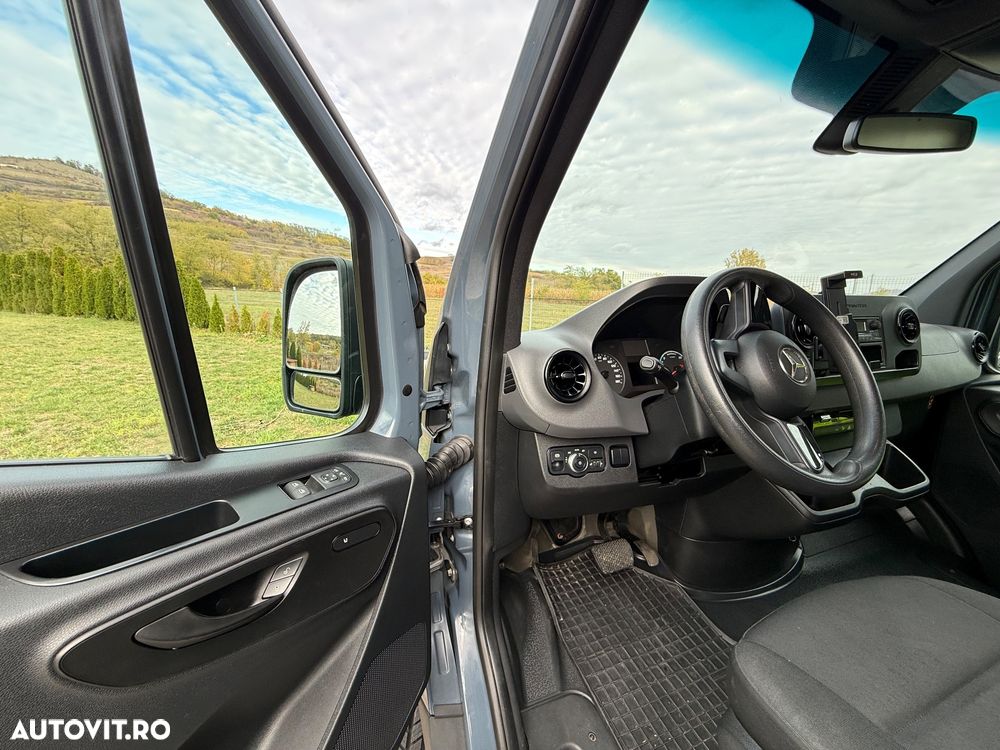 Mercedes-Benz eSprinter - 2