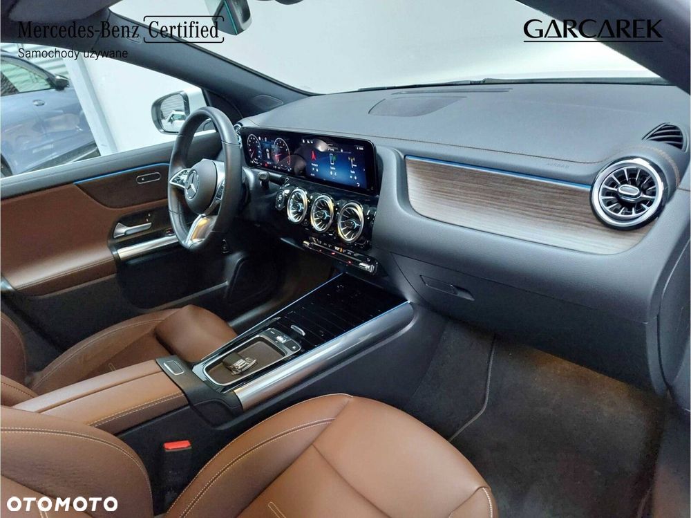 Mercedes-Benz GLA 200 Progressive - 13