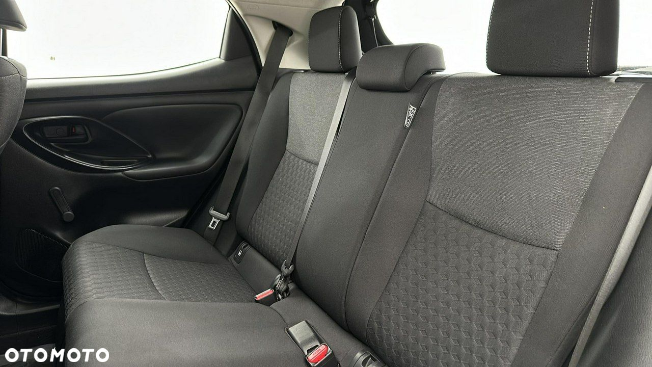 Toyota Yaris - 13