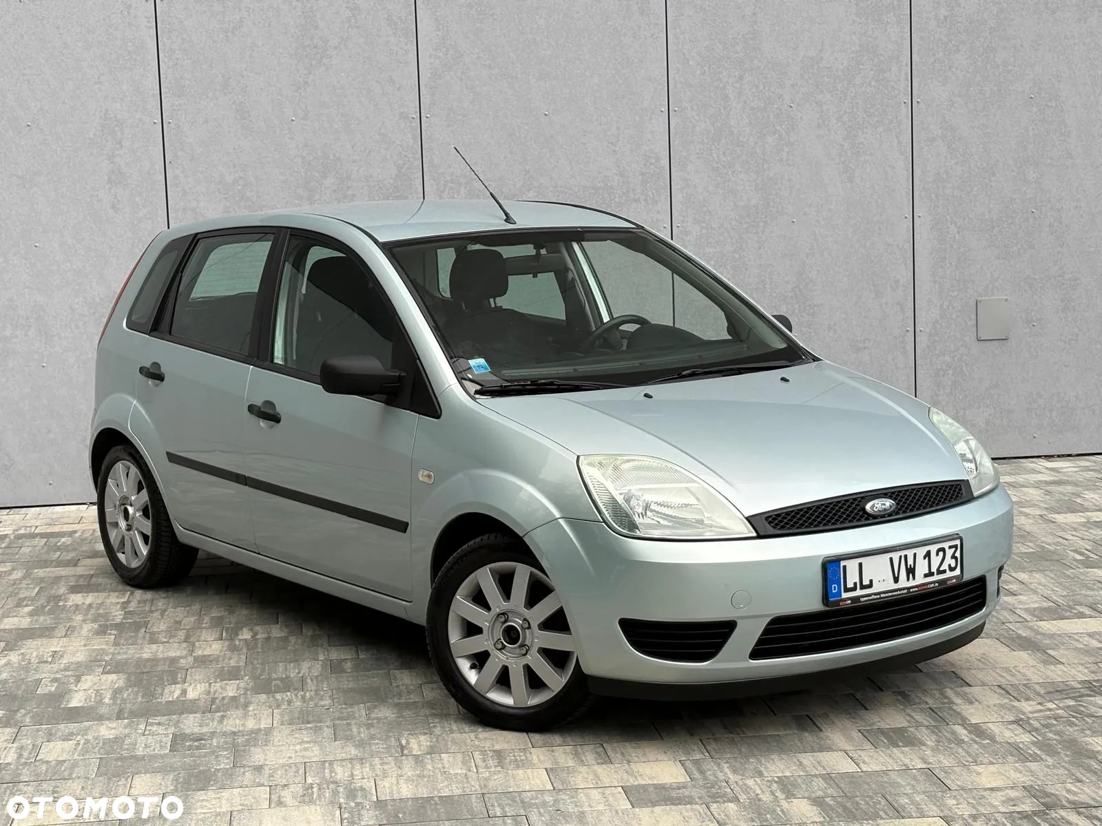 Ford Fiesta 1.3 Ghia - 6