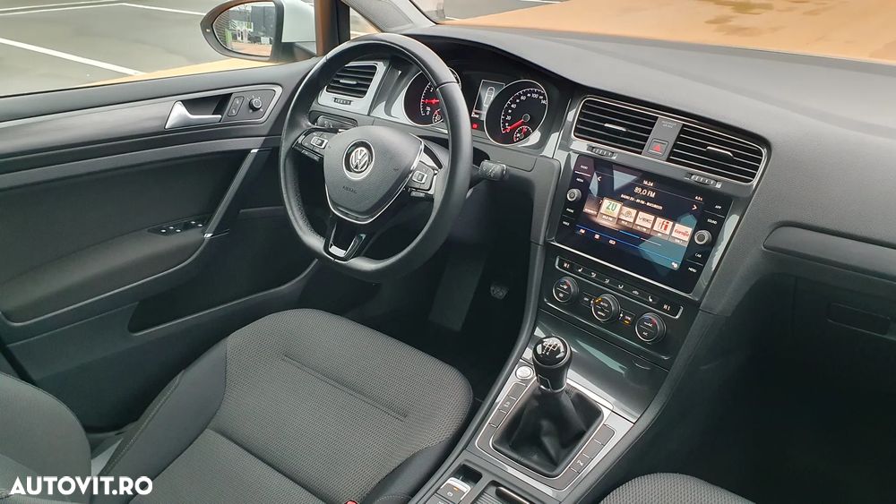 Volkswagen Golf 1.0 TSI Trendline - 5