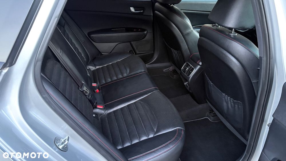 Kia Optima Sportagon 1.7 CRDI GT Line - 24