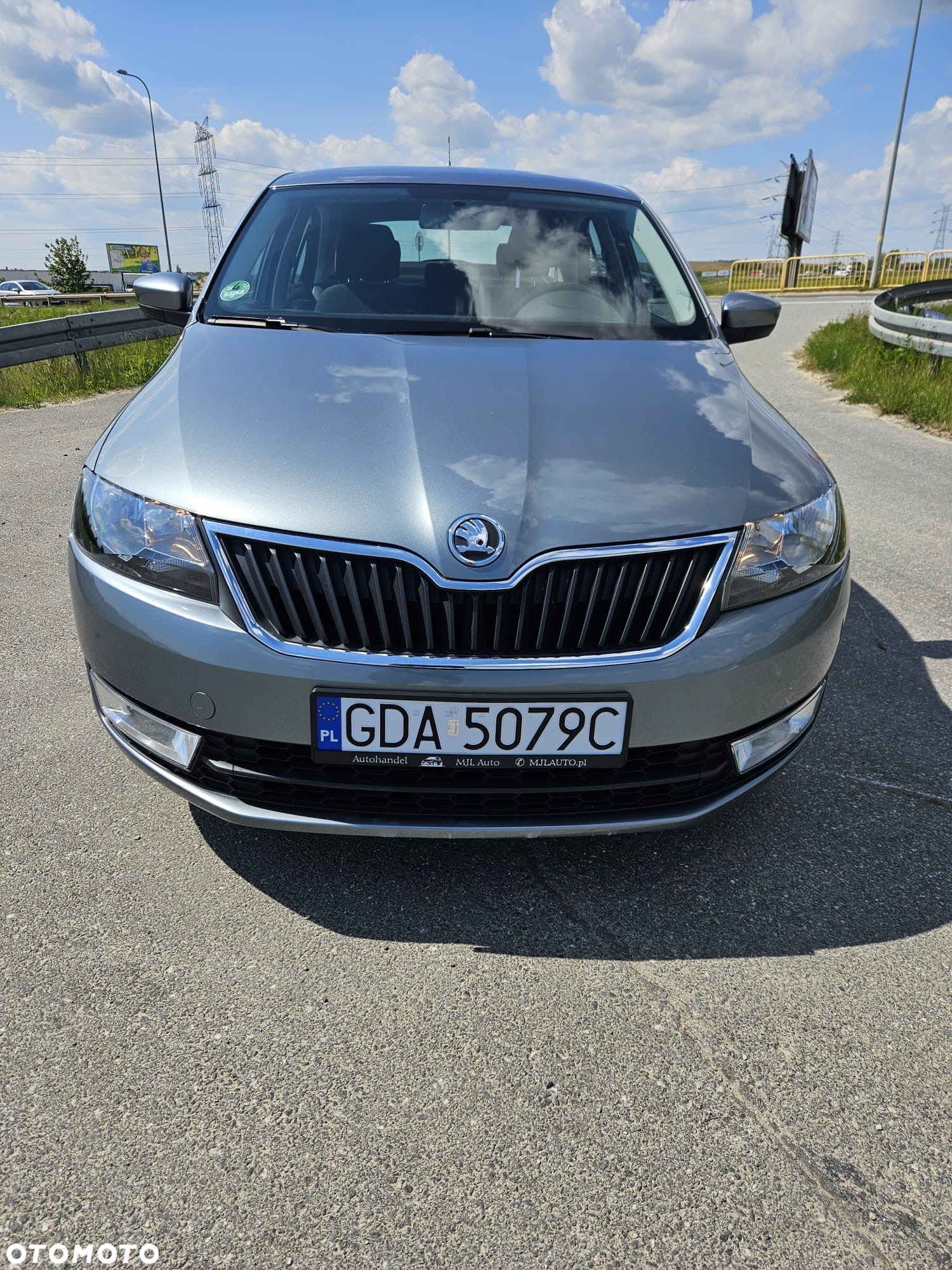 Skoda RAPID 1.2 TSI Active - 4