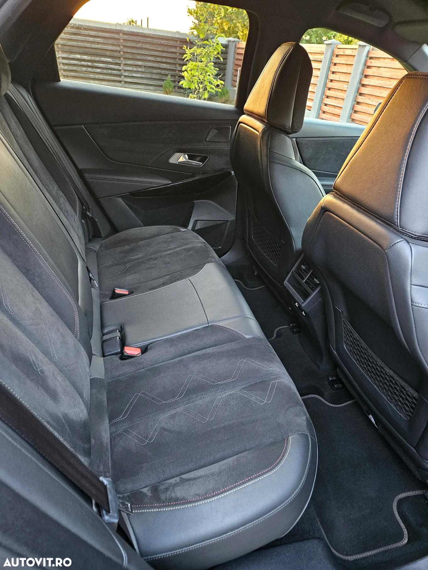 DS Automobiles DS 7 Crossback - 25