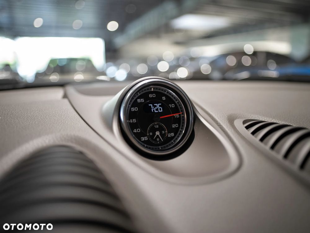 Porsche 718 Cayman GPF S PDK - 28