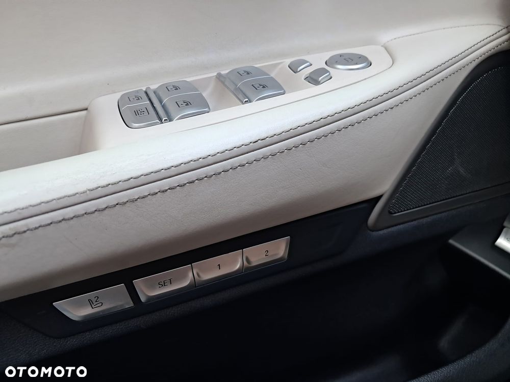 BMW Seria 7 740Li - 19