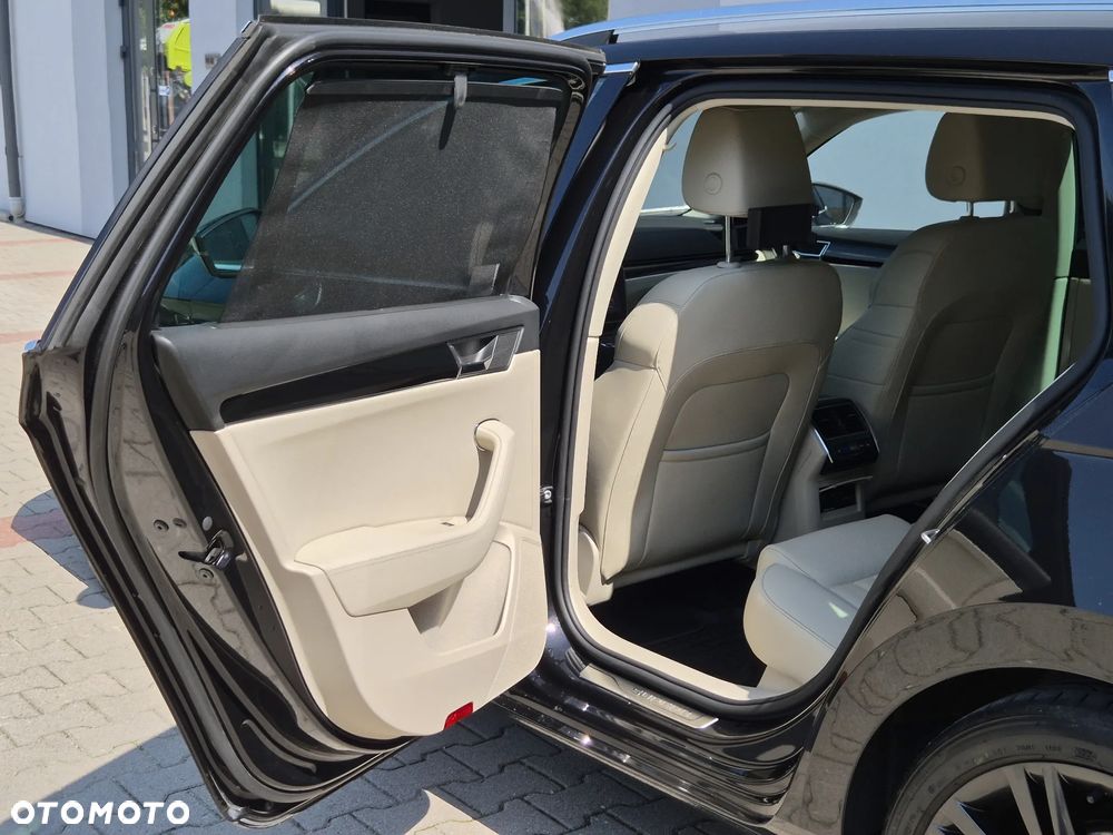 Skoda Superb 2.0 TSI 4x4 L&K DSG - 18