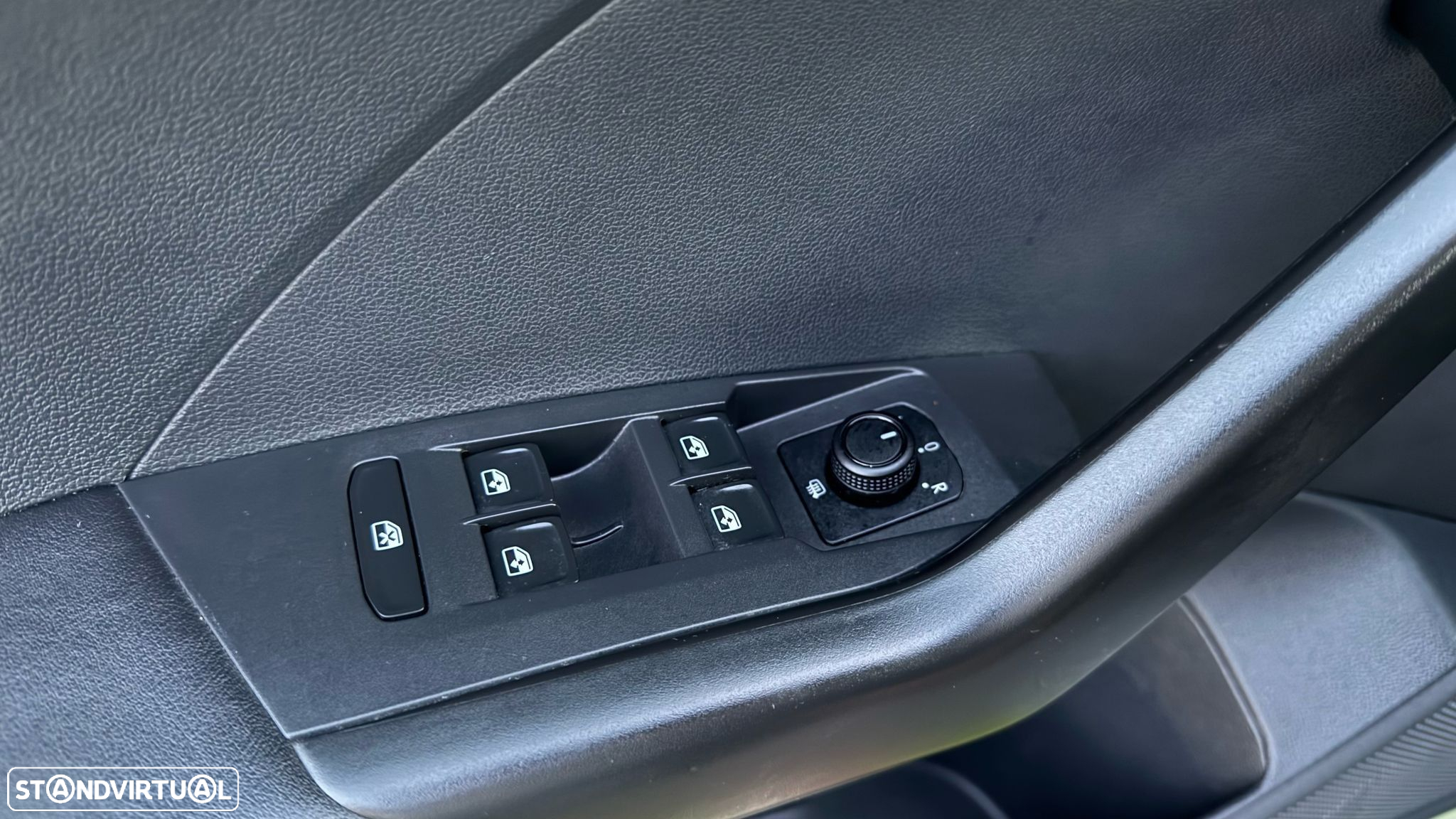 VW T-Cross 1.0 TSI Conceptline - 45