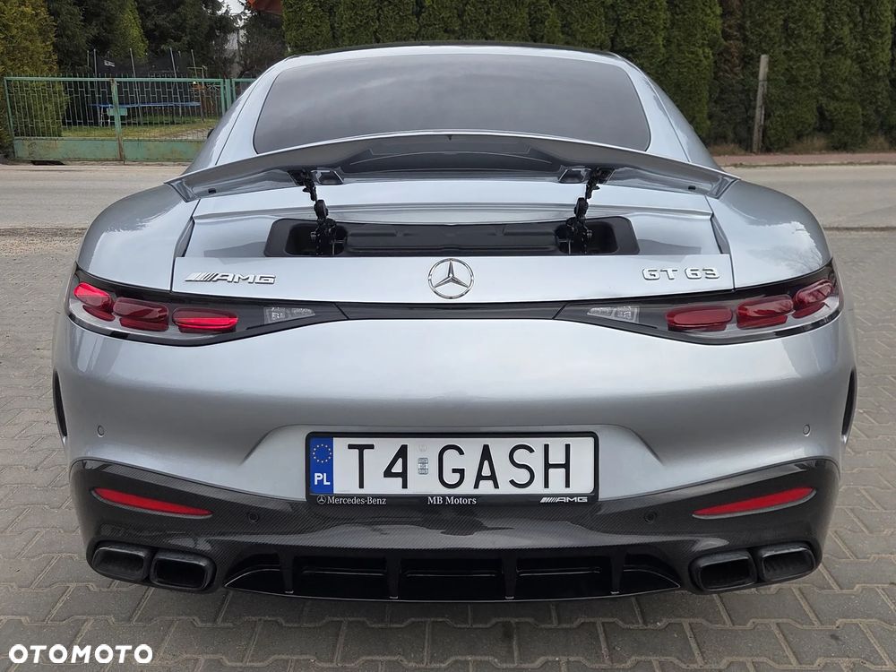Mercedes-Benz AMG GT 63 4MATIC+ - 15
