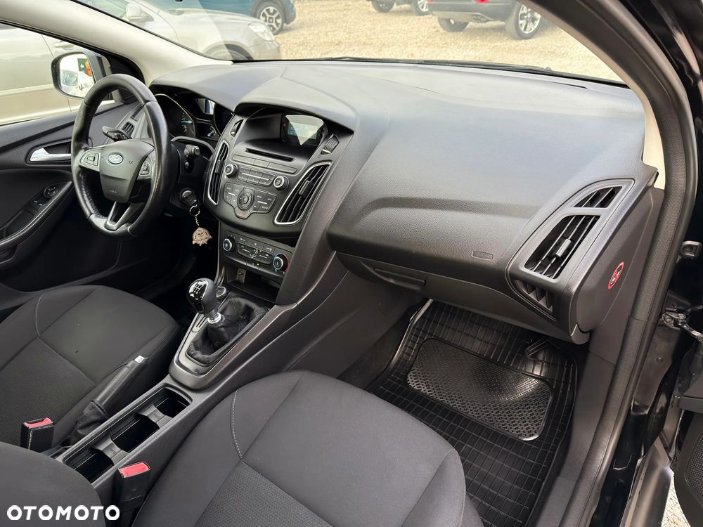 Ford Focus SW 1.5 TDCi Trend - 18