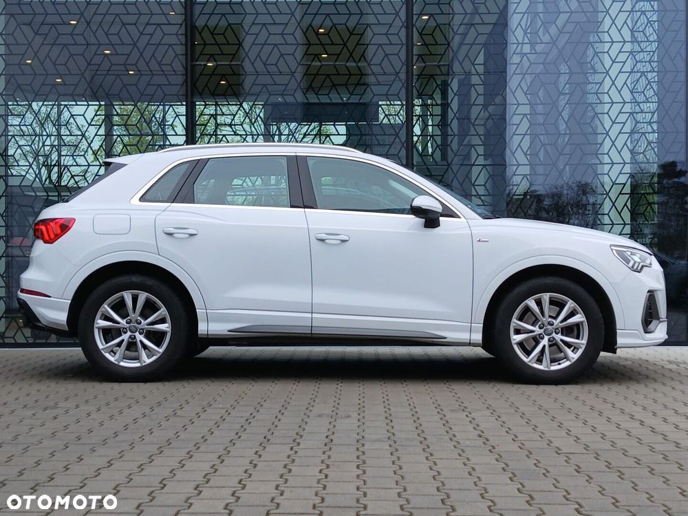 Audi Q3 - 4