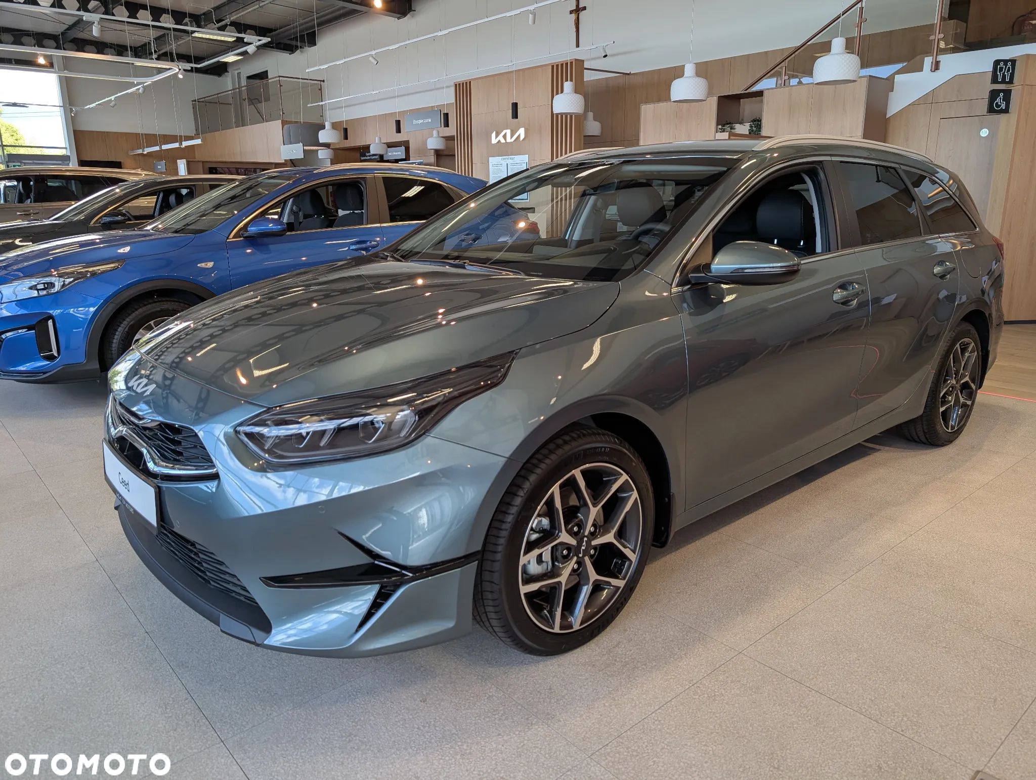 Kia Ceed 1.5 T-GDI Tribute - 1