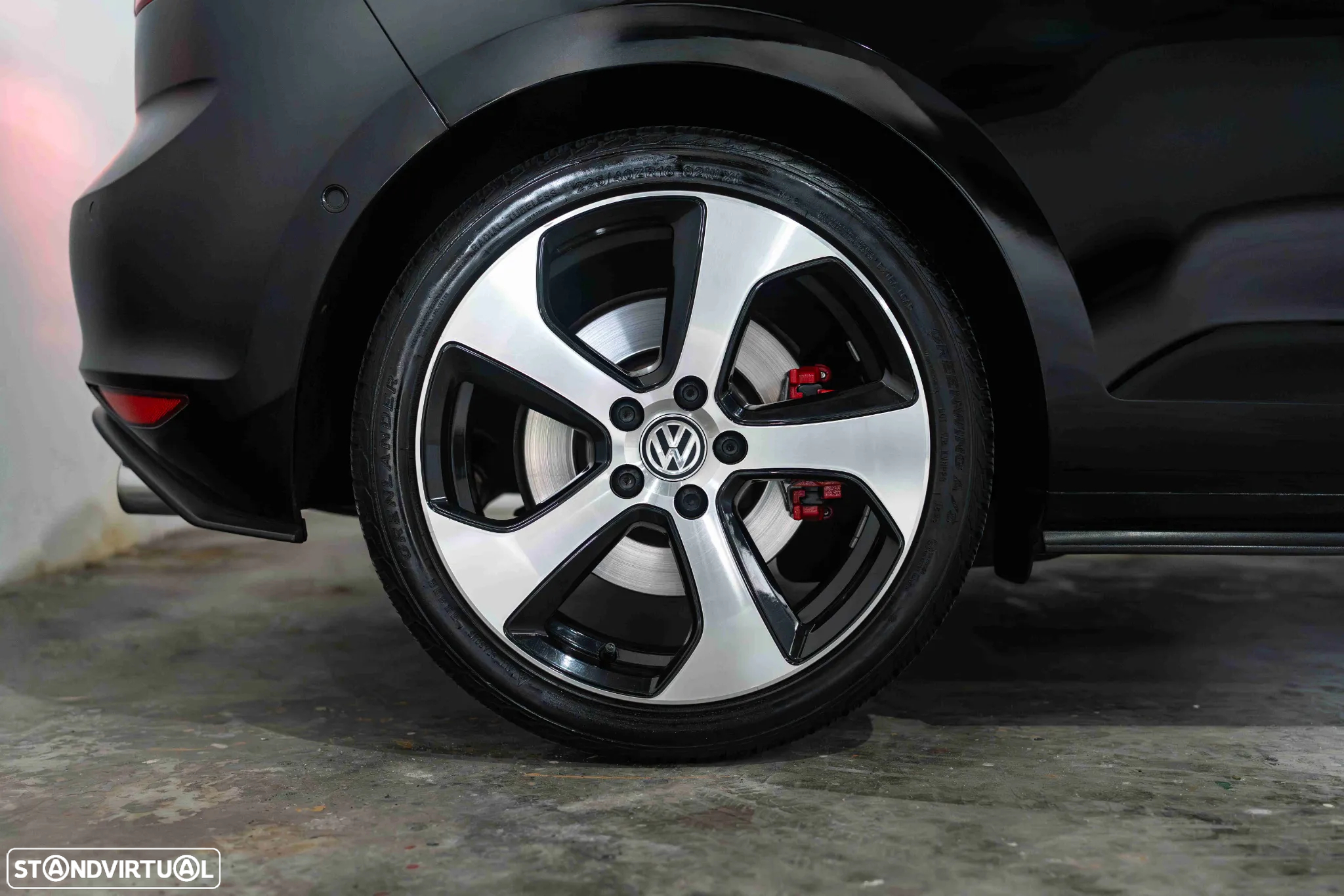 VW Golf 2.0 TSi GTi Performance - 22