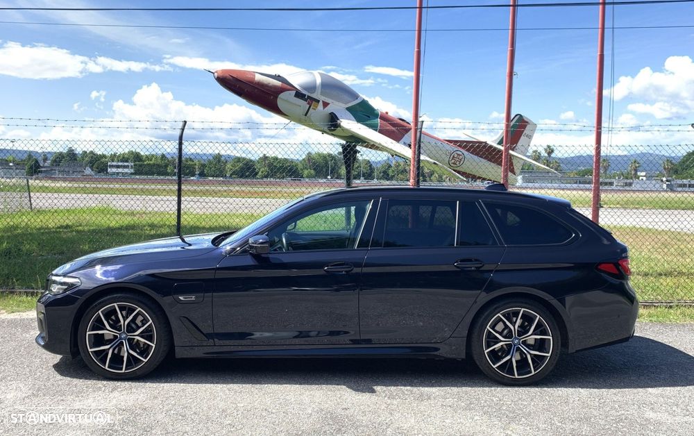 BMW 530 e Pack Desportivo M Pro - 2