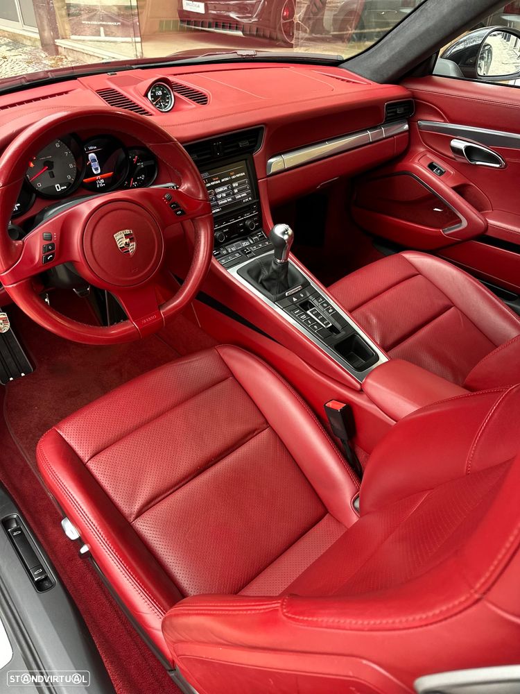 Porsche 911 (991) Carrera 2 S - 17