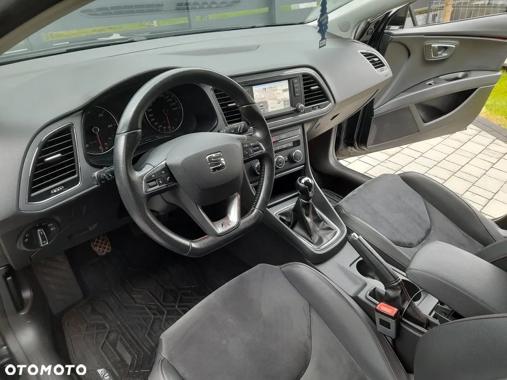 Seat Leon 2.0 TDI FR Black S&S - 8