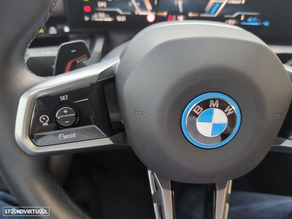 BMW 530 e Pack Desportivo M - 22