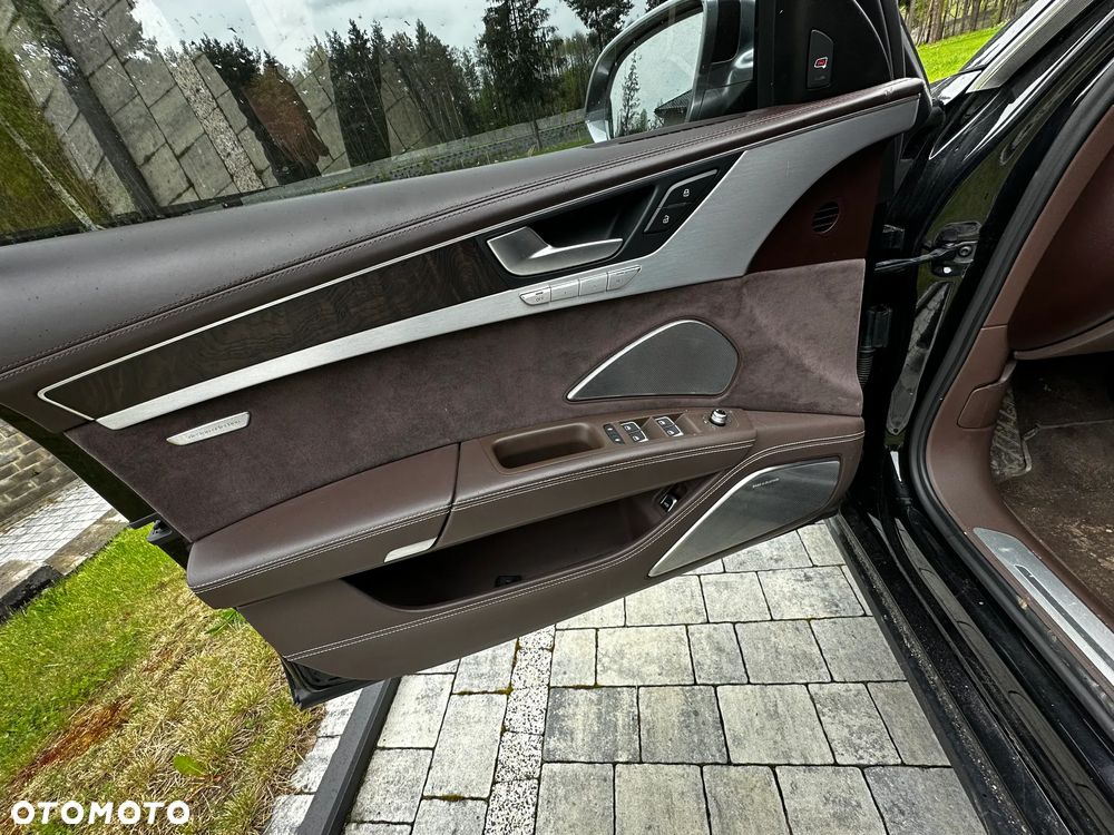 Audi A8 4.2 TDI DPF (clean diesel) quattro tiptronic Lang - 15