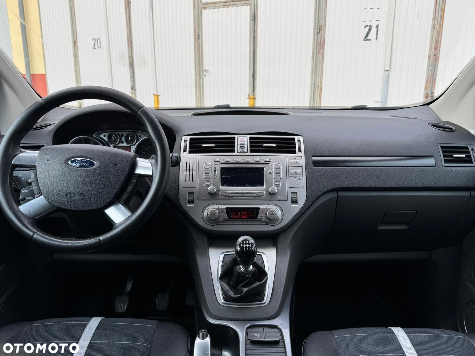 Ford Kuga 2.0 TDCi Titanium - 16