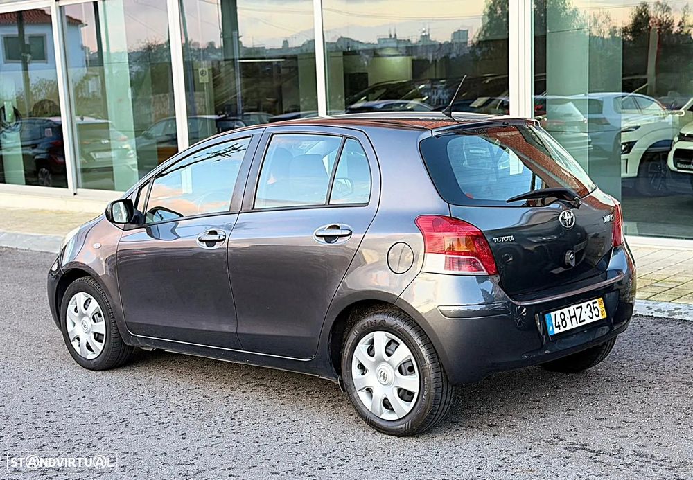 Toyota Yaris 1.0 VVT-i AC Manual - 6