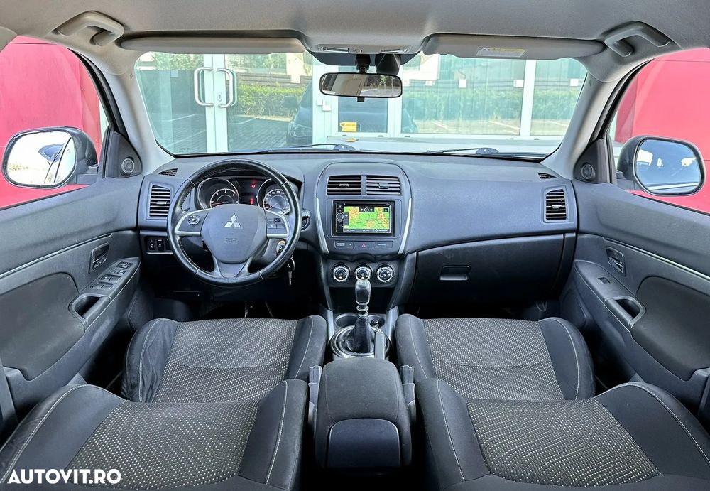 Mitsubishi ASX - 9