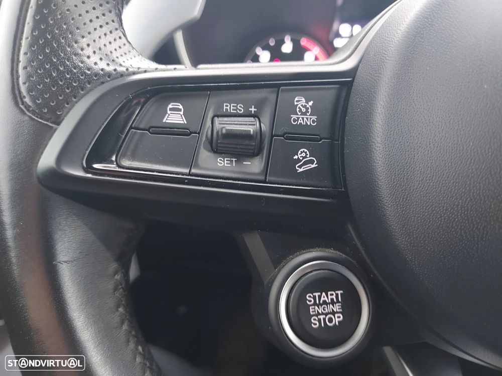 Alfa Romeo Stelvio 2.2 D Sprint AT8 - 34