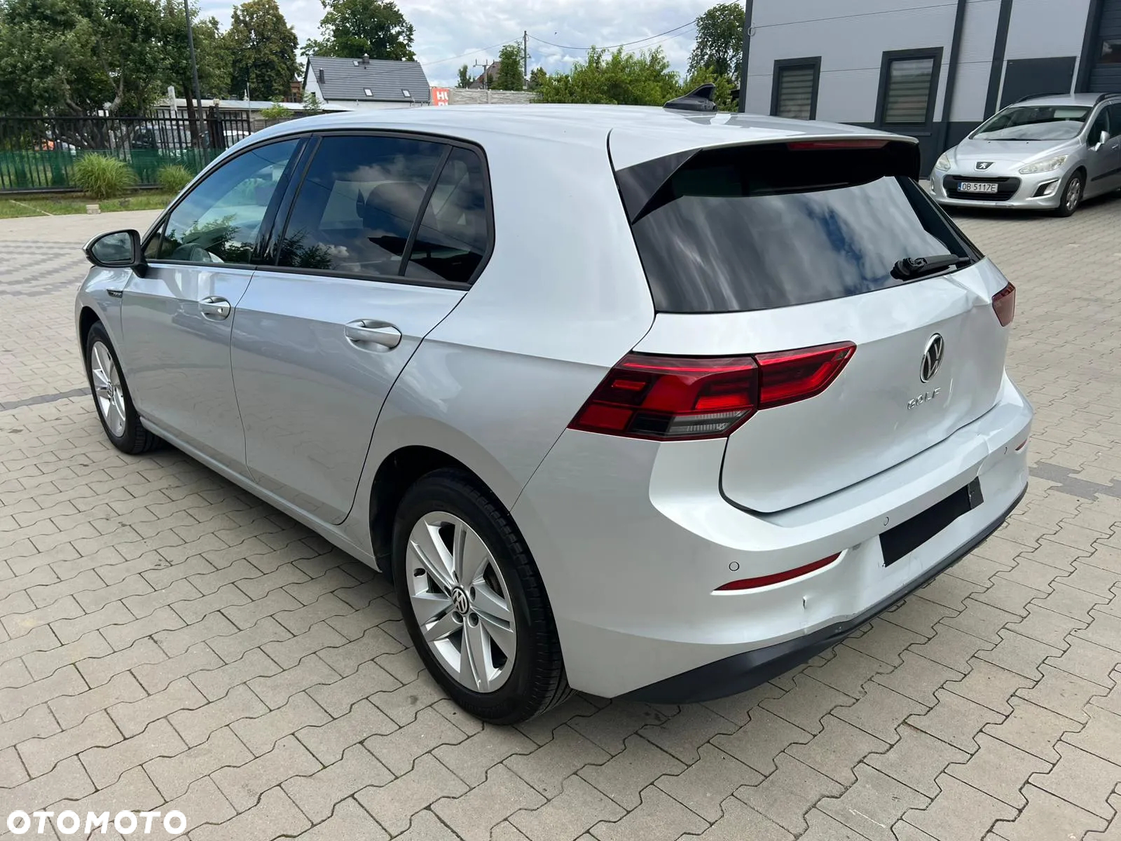 Volkswagen Golf 2.0 TDI SCR Active - 3