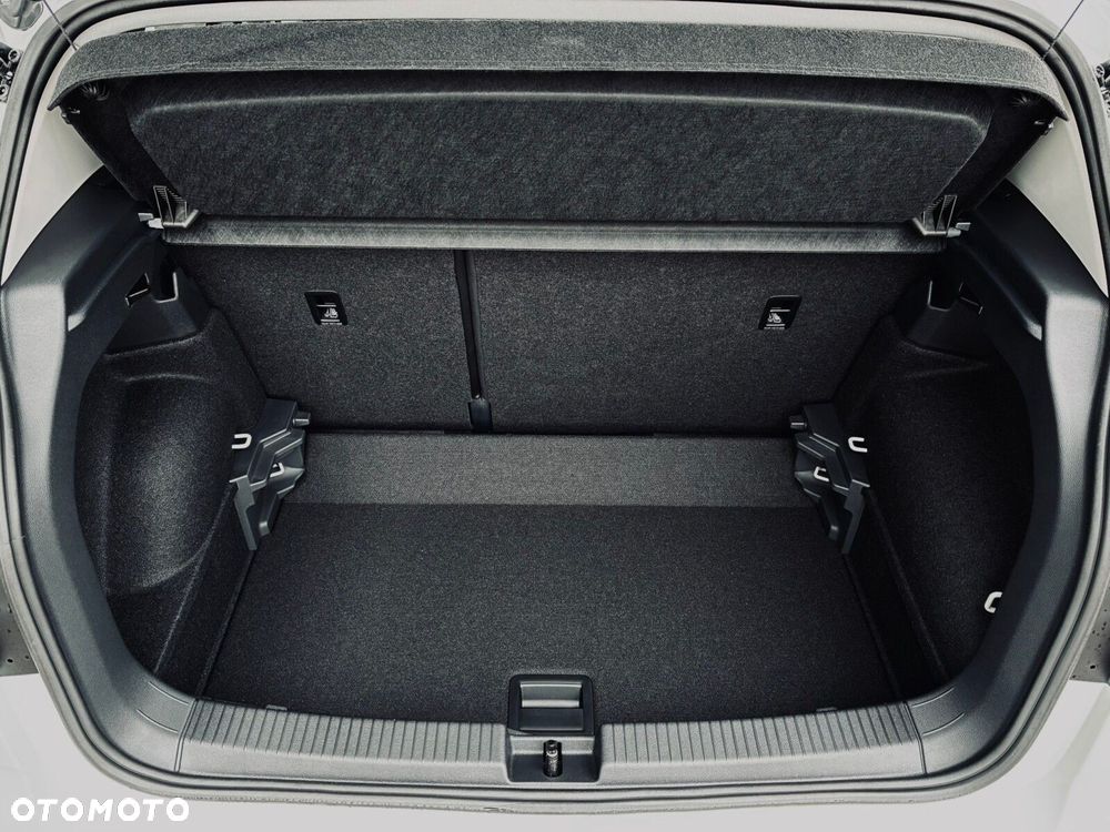 Volkswagen T-Cross - 21