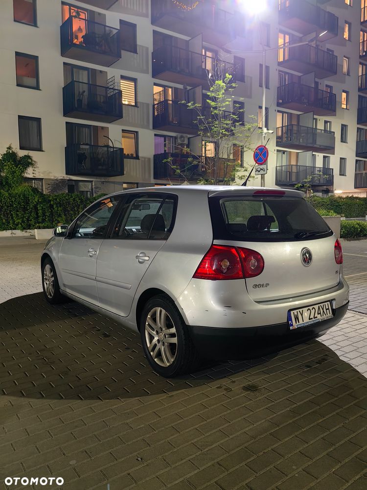 Volkswagen Golf - 12