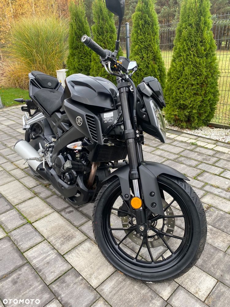 Yamaha MT - 8