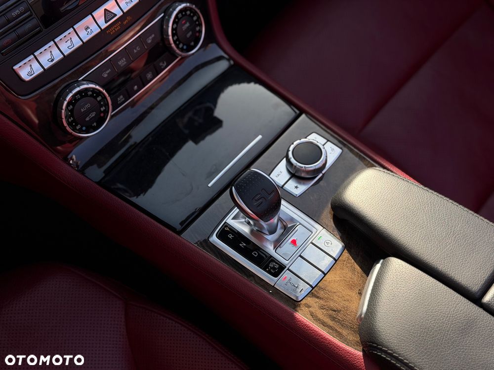 Mercedes-Benz SL 400 7G-TRONIC - 30