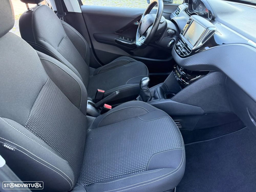 Peugeot 208 1.6 BlueHDi Active - 29