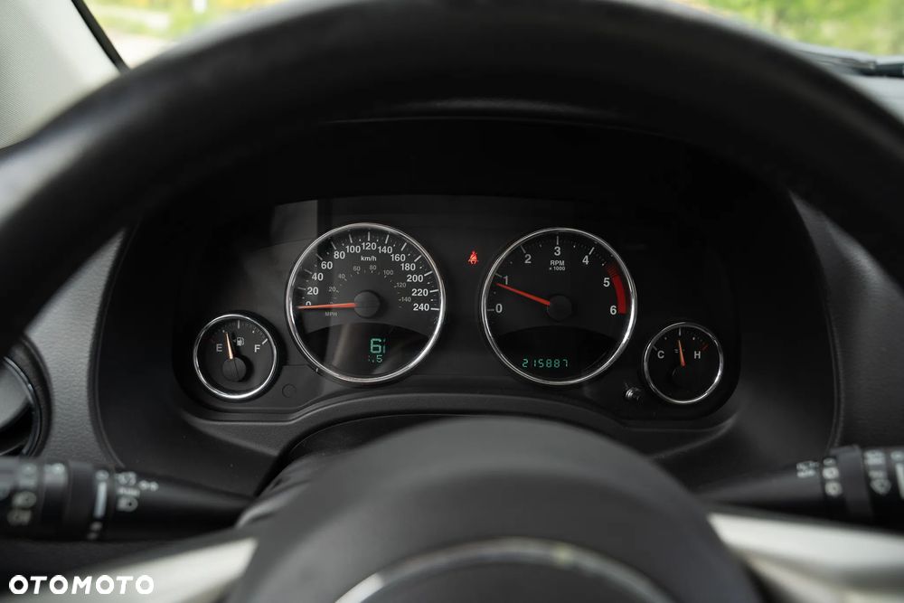 Jeep Compass 2.2 CRD 4x4 Sport - 27