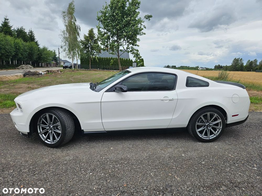 Ford Mustang - 2