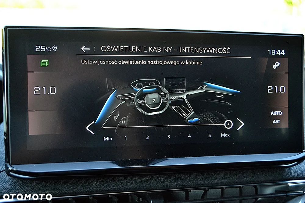 Peugeot 3008 BlueHDi 130 Stop & Start EAT8 GT Pack - 32