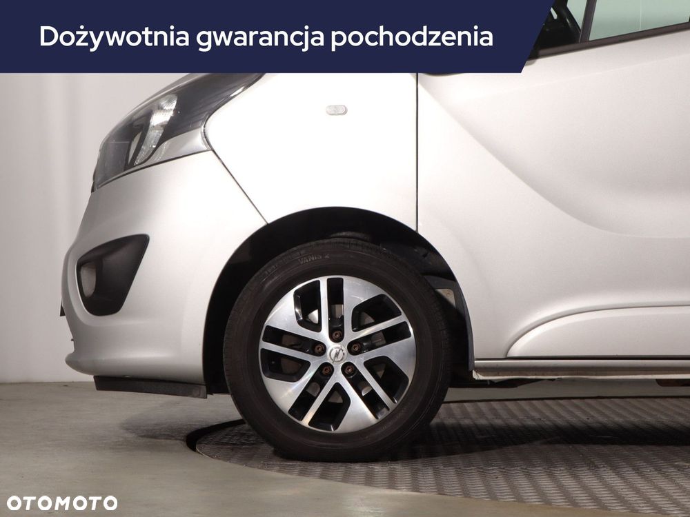 Opel Vivaro - 17
