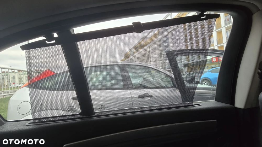Renault Laguna dCi 150 FAP Dynamique - 16